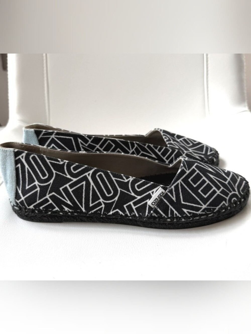 KENZO Paris Black & White Logo Espadrilles - Unisex  Women Size 9 / Men Size 7